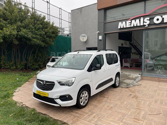 OPEL COMBO 1.5 CDTİ Elegance OTOMATİK VİTES 2022 MODEL