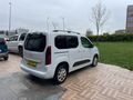 OPEL COMBO 1.5 CDTİ Elegance OTOMATİK VİTES 2022 MODEL