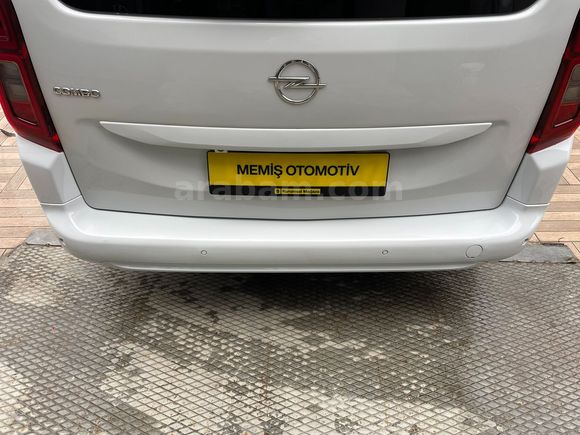 OPEL COMBO 1.5 CDTİ Elegance OTOMATİK VİTES 2022 MODEL