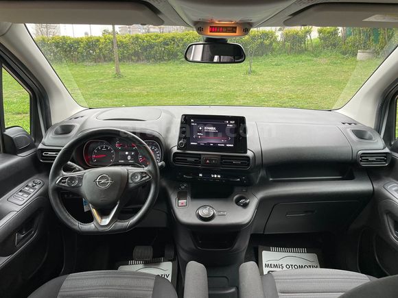 OPEL COMBO 1.5 CDTİ Elegance OTOMATİK VİTES 2022 MODEL