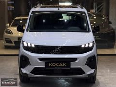 KOÇAK / 2025 GT PEUGEOT RİFTER OTOMATİK CAM TVN. HATASIZ 130HP