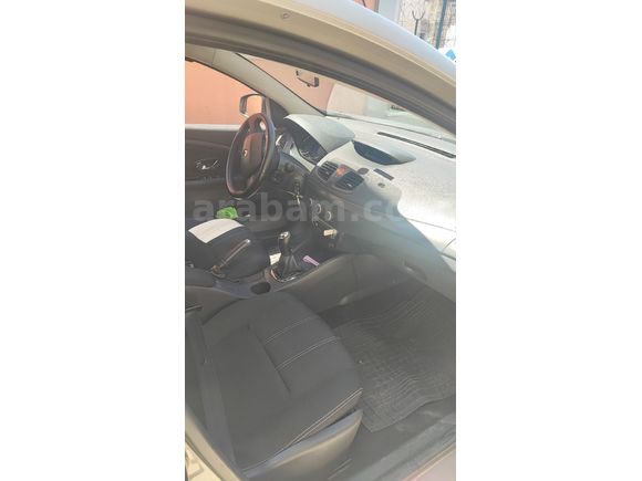 Sahibinden Renault Fluence 1.5 dCi Touch 2014 Model