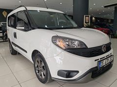 2022 FİAT DOBLO 1.6 DİZEL 120 HP 6 İLERİ TREKKİNG BEYAZ *82 BİN