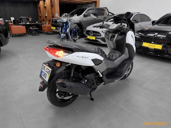VM AUTO'DAN YAMAHA N MAX 125 HATASIZ BOYASIZ 196 KM
