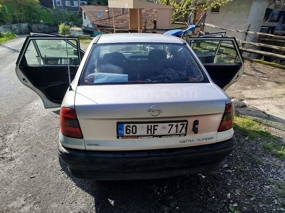 Sahibinden Opel Astra 1.4 Classic 2000 Model 