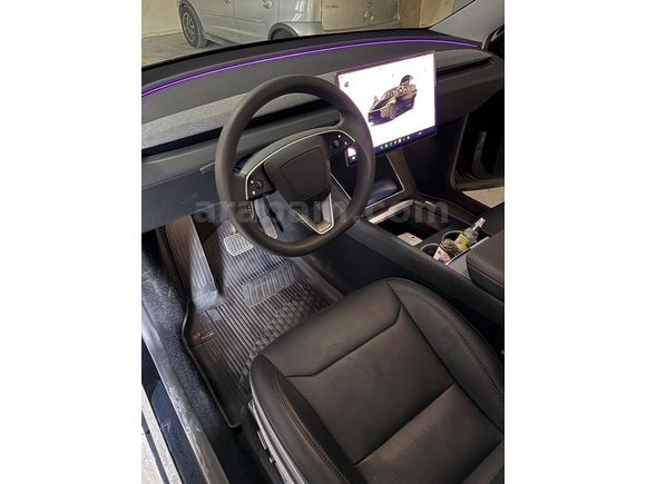 Sahibinden Tesla Model Y Premium 2025 Model 