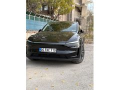 Sahibinden Tesla Model Y Premium 2025 Model 