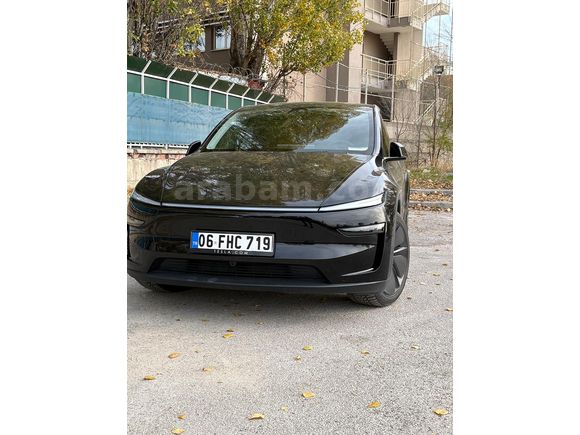Sahibinden Tesla Model Y Premium 2025 Model 