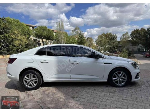 Sahibinden Renault Megane 1.3 TCe Joy 2022 Model 