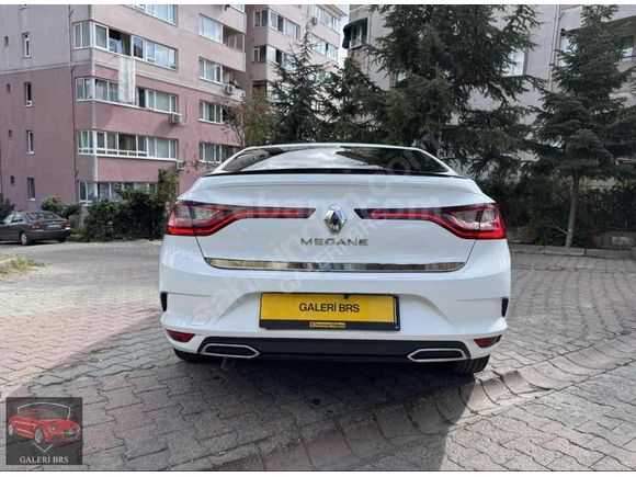 Sahibinden Renault Megane 1.3 TCe Joy 2022 Model 