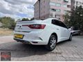 Sahibinden Renault Megane 1.3 TCe Joy 2022 Model 