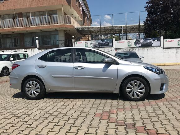 2014 MODEL TOYOTA COROLLA 1.4 D-4D TOUCH 322.000 KM.DE