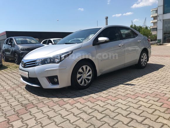 2014 MODEL TOYOTA COROLLA 1.4 D-4D TOUCH 322.000 KM.DE