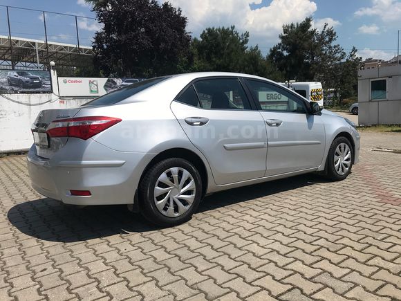 2014 MODEL TOYOTA COROLLA 1.4 D-4D TOUCH 322.000 KM.DE