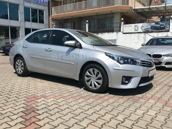 2014 MODEL TOYOTA COROLLA 1.4 D-4D TOUCH 322.000 KM.DE