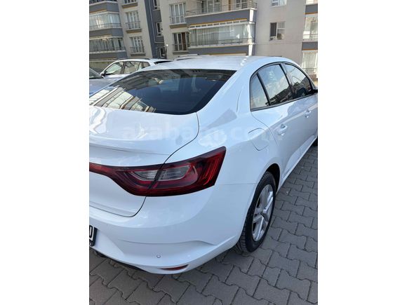 Sahibinden Renault Megane 1.3 TCe Joy 2020 Model 