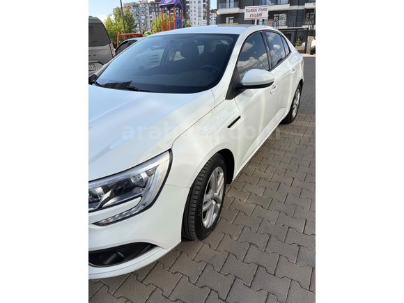 Sahibinden Renault Megane 1.3 TCe Joy 2020 Model 