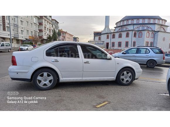 Sahibinden Volkswagen Bora 1.6 Basic 1999 Model  252.000 km Beyaz