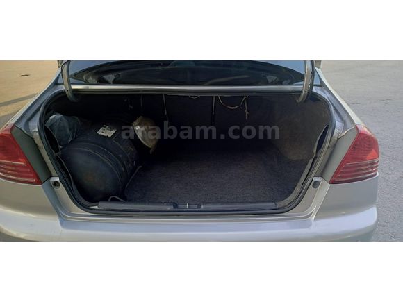 Sahibinden Honda Civic 1.6i VTEC LS 2006 Model