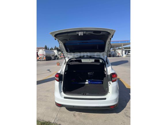 Sahibinden Ford C-Max 1.6 TDCi Trend 2015 Model 