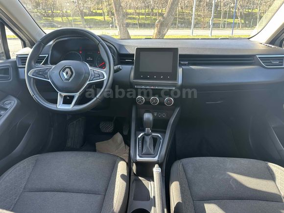 Galeriden Renault Clio İstanbul