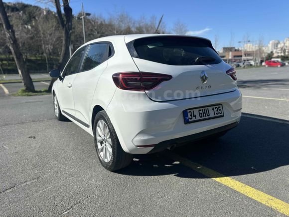 Galeriden Renault Clio İstanbul