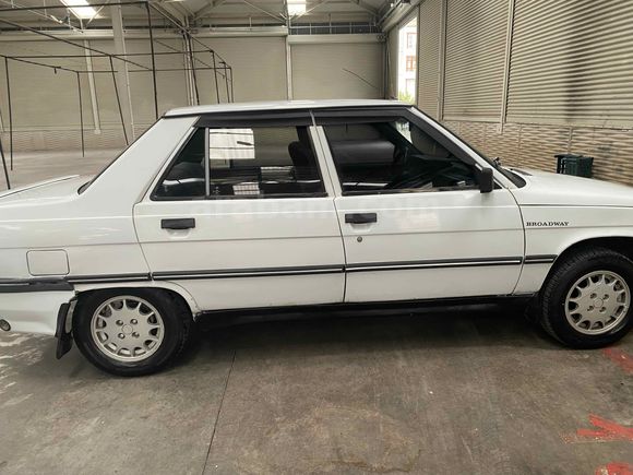 Sahibinden Renault R 9 1.4 Broadway 1994 Model 