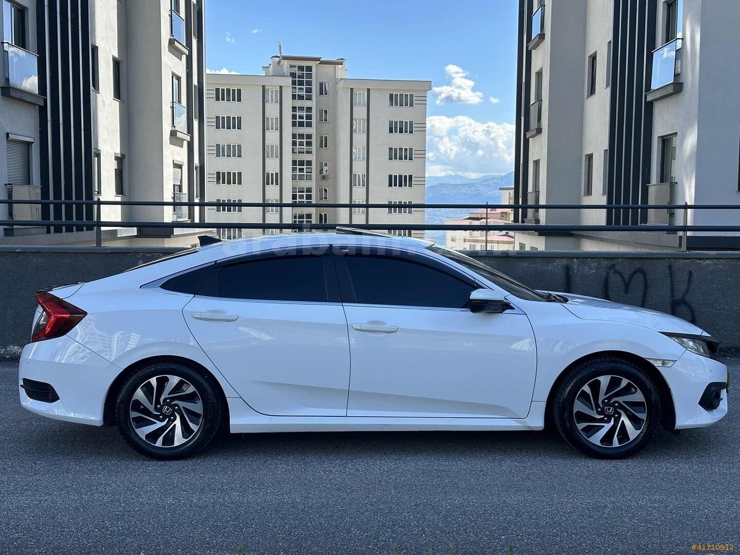 Galeriden Honda Civic 1.6i VTEC Elegance 2018 Model Kahramanmaraş 148.000 km Beyaz 4