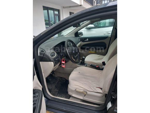 Sahibinden Ford Focus 1.6 TDCi Collection 2006 Model  352.000 km Gri (metalik)