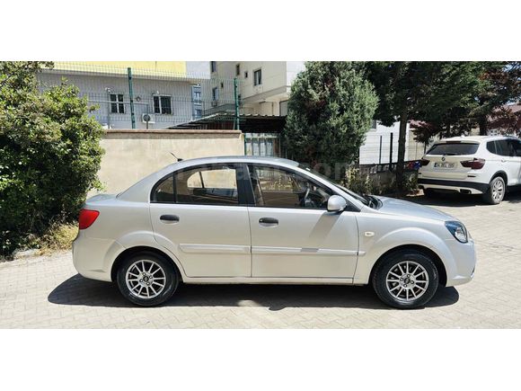 Bakımlı Orjinal Kia Rio