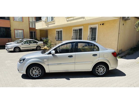 Bakımlı Orjinal Kia Rio