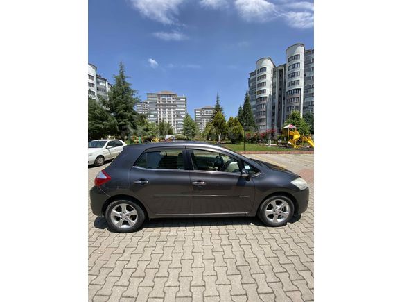 2012 Model Düşük  Km Toyota Auris 