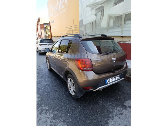 Sahibinden Dacia Sandero 1.5 dCi Stepway 2016 Model   Kahverengi
