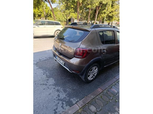 Sahibinden Dacia Sandero 1.5 dCi Stepway 2016 Model   Kahverengi