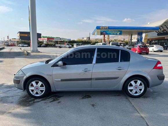 Sahibinden Renault Megane 1.6 Dynamique 2004 Model 