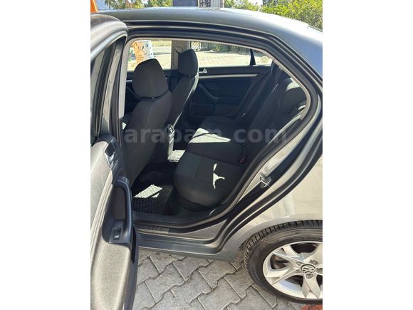Sahibinden Volkswagen Jetta 1.6 TDi Primeline 2011 Model 