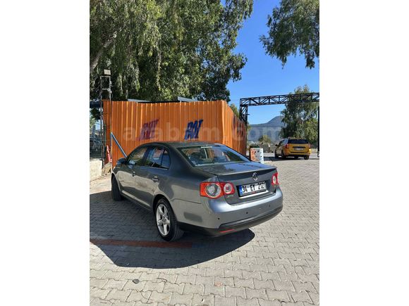 Sahibinden Volkswagen Jetta 1.6 TDi Primeline 2011 Model 