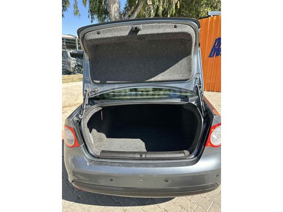 Sahibinden Volkswagen Jetta 1.6 TDi Primeline 2011 Model 