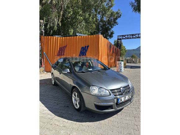 Sahibinden Volkswagen Jetta 1.6 TDi Primeline 2011 Model 