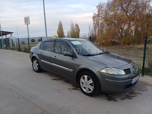 Sahibinden Renault Megane 1.6 Dynamique 2004 Model