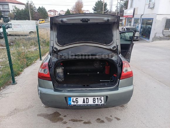 Sahibinden Renault Megane 1.6 Dynamique 2004 Model