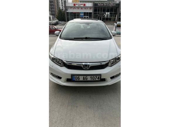 Sahibinden Honda Civic 1.6i VTEC Eco Elegance 2013 Model 