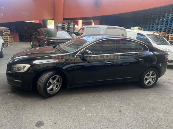 Sahibinden Volvo S60 1.6 D Advance 2015 Model 
