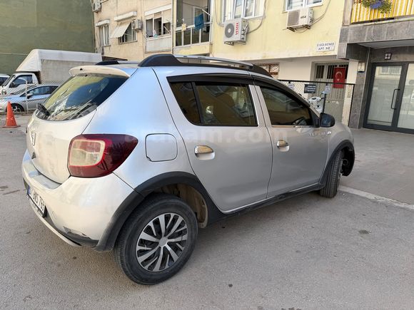 Sahibinden Dacia Sandero 1.5 dCi Stepway 2014 Model 