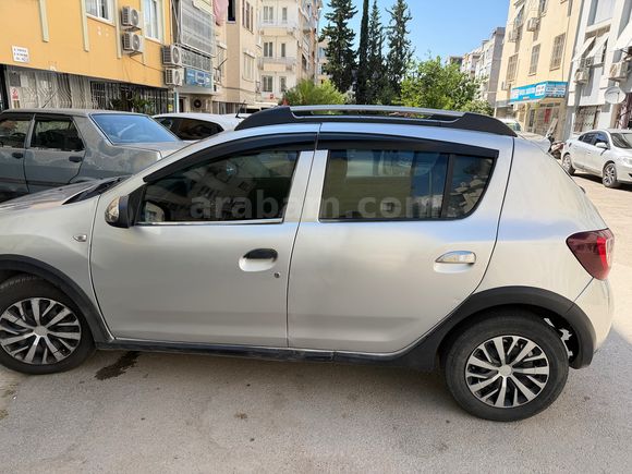 Sahibinden Dacia Sandero 1.5 dCi Stepway 2014 Model 