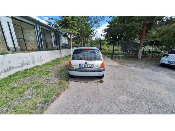 Sahibinden Renault Clio 1.6 RXT 2000 Model  314.000 km Gri
