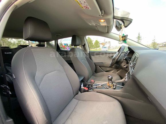 Seat Leon 1.2 TSI Style 2017 - Özel Plakalı, Bakımlı Aile Aracı