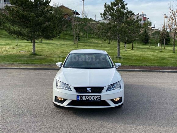 Seat Leon 1.2 TSI Style 2017 - Özel Plakalı, Bakımlı Aile Aracı