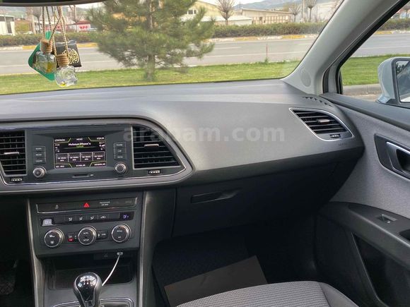 Seat Leon 1.2 TSI Style 2017 - Özel Plakalı, Bakımlı Aile Aracı
