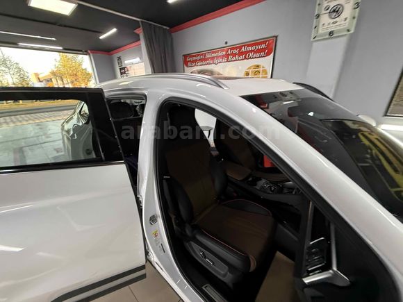  BYD Seal U DM-i 1.5 Phev 2025 Model 